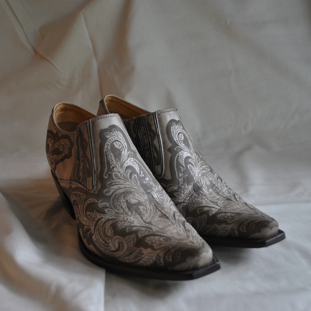 Charlie 1 Horse Ankle Boots